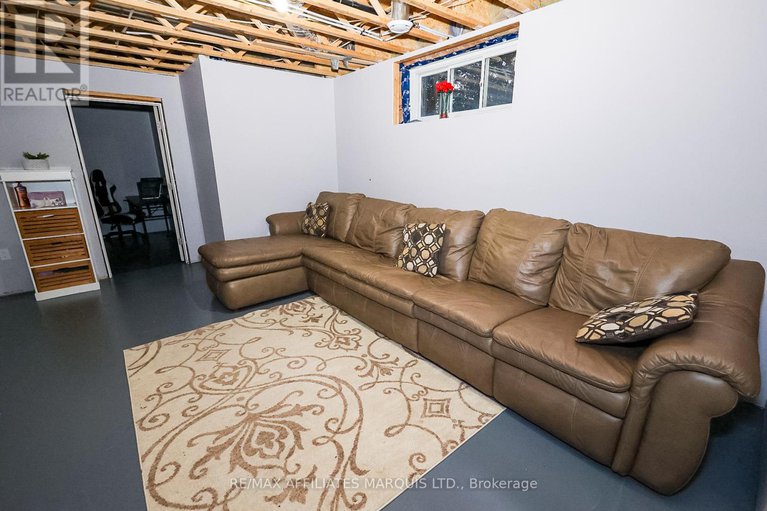 29031887/310-moisson-street/embrun/russell/ontario/K0A1W0_32