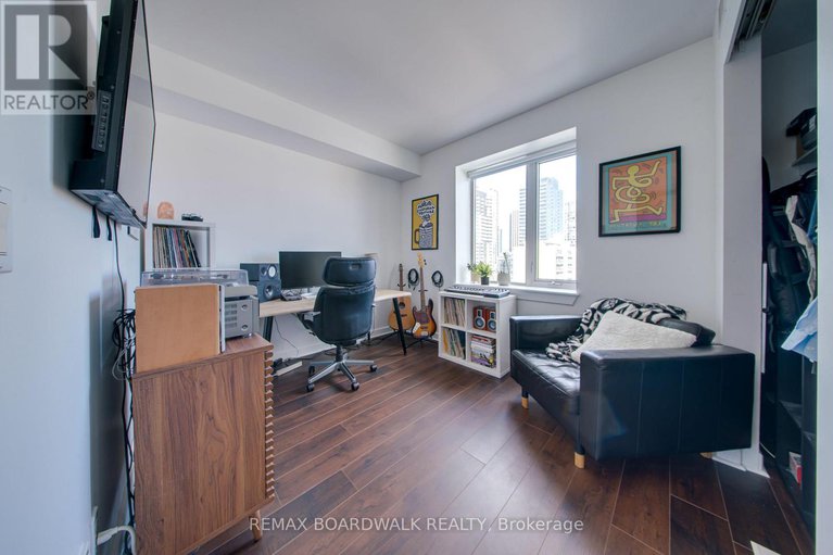 29339119/803-300-lisgar-street/ottawa-centre/ottawa/ontario/K2P0E2_33