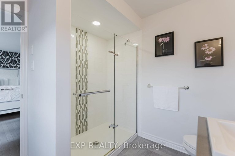 28760663/80-palfrey-way/emerald-meadowstrailwest/ottawa/ontario/K2V0B3_19