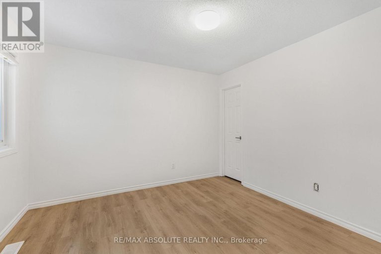 29194592/876-clearcrest-crescent/fallingbrookridgemount/ottawa/ontario/K4A3E6_26