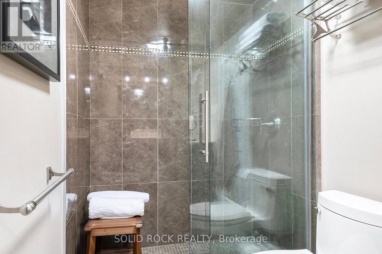 28850982/18-falk-avenue/knollsbrook/ottawa/ontario/K2J1L1_29