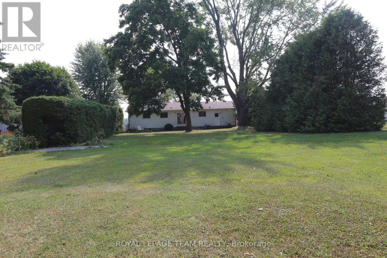 28735574/82-maitland-street-s/richmond/ottawa/ontario/K0A2Z0_30