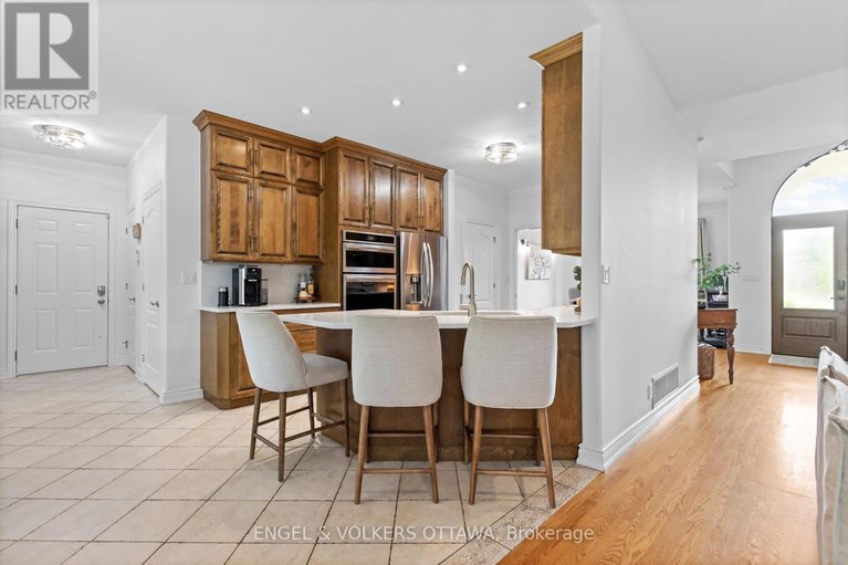 28610474/6957-lake-forest-walk/greely/ottawa/ontario/K4P0A3_11