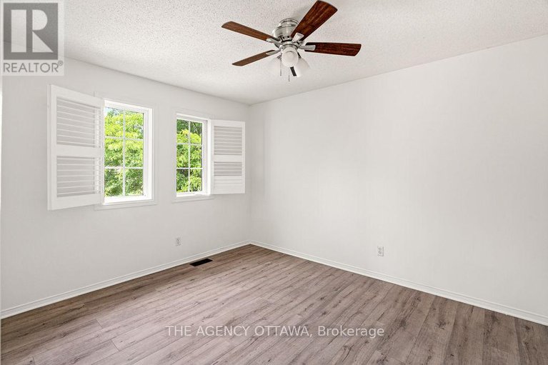 29090472/70-appledale-drive/longfields/ottawa/ontario/K2J4W6_31