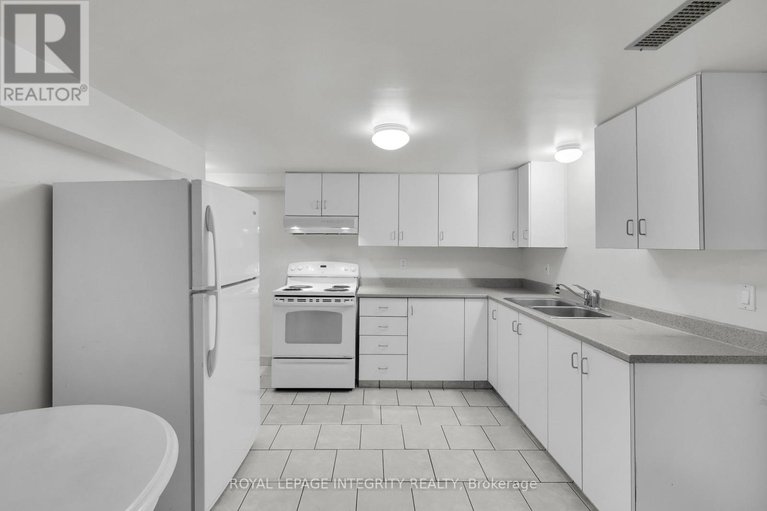 28882325/1979-jasper-avenue/ellwood/ottawa/ontario/K1V0X9_26