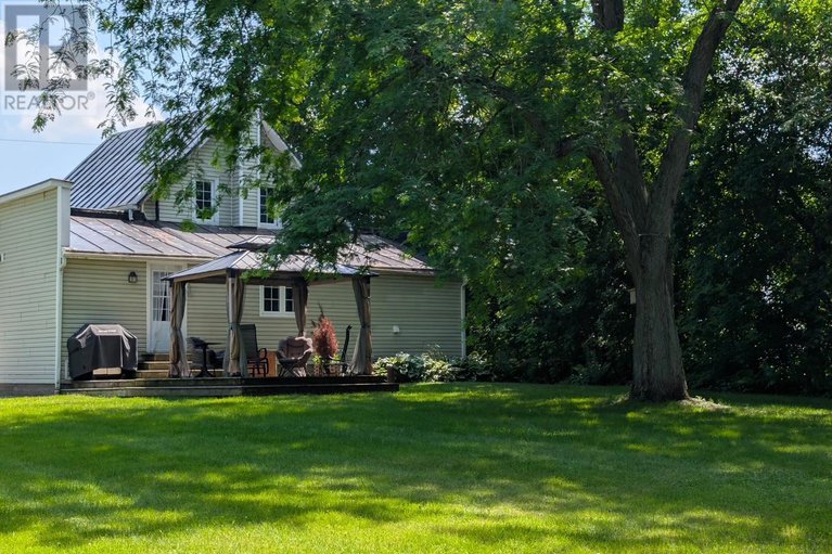 28591676/23-mechanic-street-e/maxville/north-glengarry/ontario/K0C1T0_7