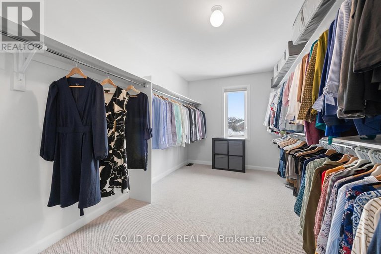 29667362/42-conch-way/mahogany-community/ottawa/ontario/K4M0M4_26