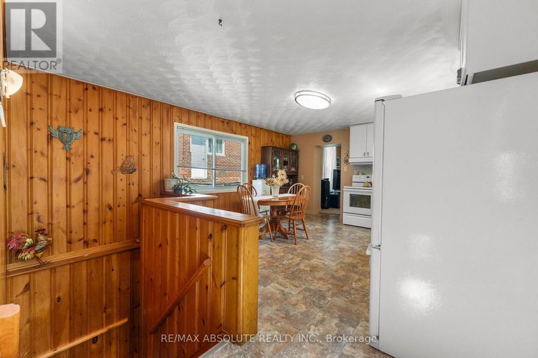28590613/8-river-road/mcnabbraeside-twps/mcnabbraeside/ontario/K7S1R3_16