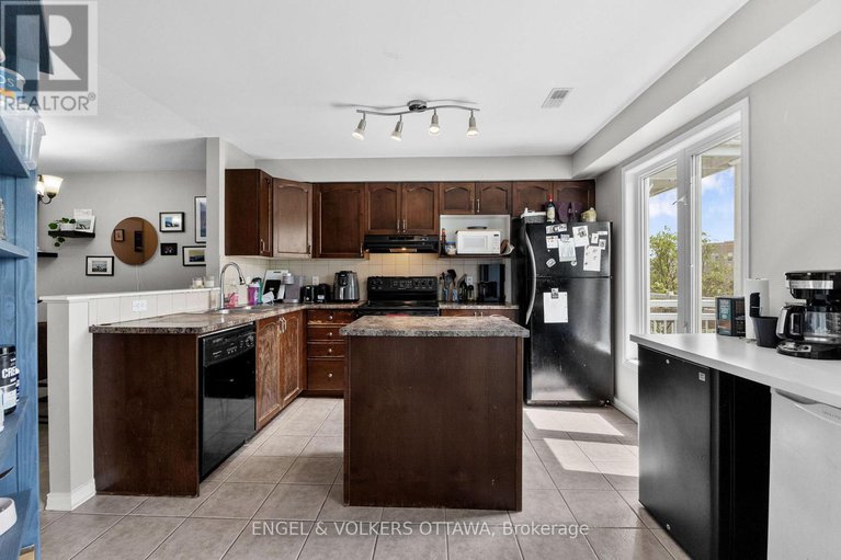 28661212/213-314-tivoli-private/merivale-industrial-parkcitiplace/ottawa/ontario/K2E0A6_10