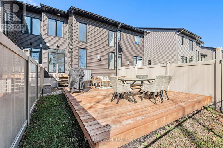 29239266/220-bristol-crescent/kemptville/north-grenville/ontario/K0G1J0_31