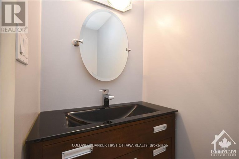 28885530/1883-des-prairies-avenue/queenswood-heights-south/ottawa/ontario/K1E2R5_25