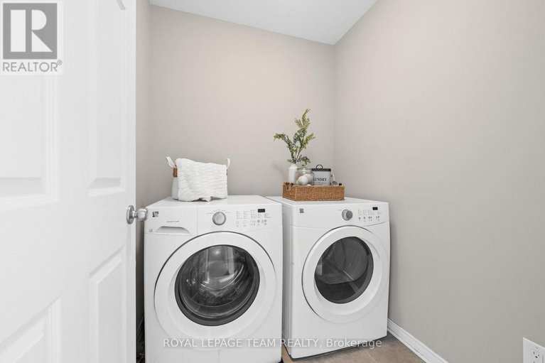 29284372/102-lochnaw-private/stonebridge/ottawa/ontario/K2J5X6_35