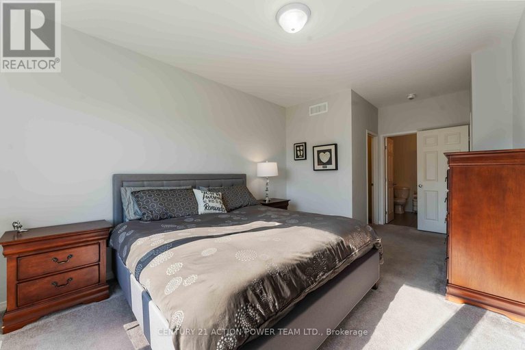 28872546/222-cedarstone-street/richmond/ottawa/ontario/K0A2Z0_22
