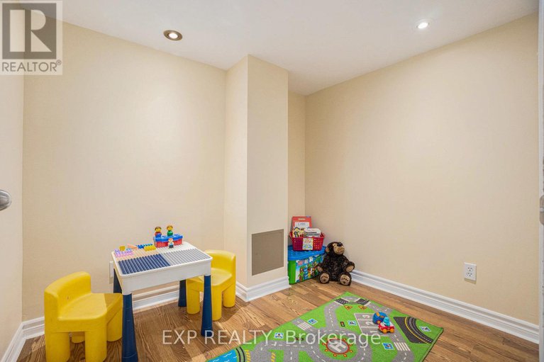 28989055/2400-des-pruches-avenue/orleans-village/ottawa/ontario/K1W1K5_25