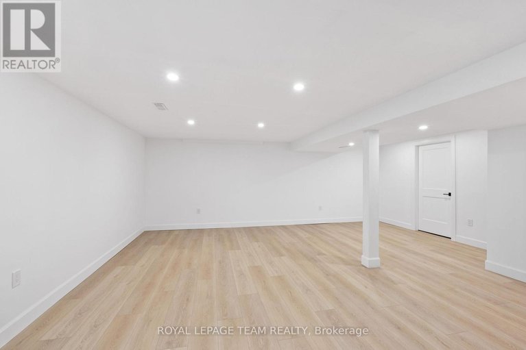 29471993/5545-van-vliet-road/manotick-long-island-nicholls-island/ottawa/ontario/K4M1J4_29