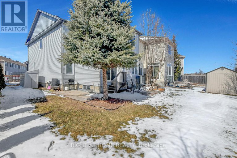28116304/554-barrick-hill-road/emerald-meadowstrailwest/ottawa/ontario/K2M0B4_34