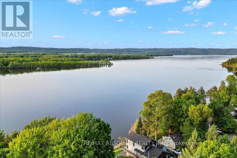 28424464/304-riverwood-drive/woodlawnmaclarens-landingkilmaurs/ottawa/ontario/K0A3M0_38