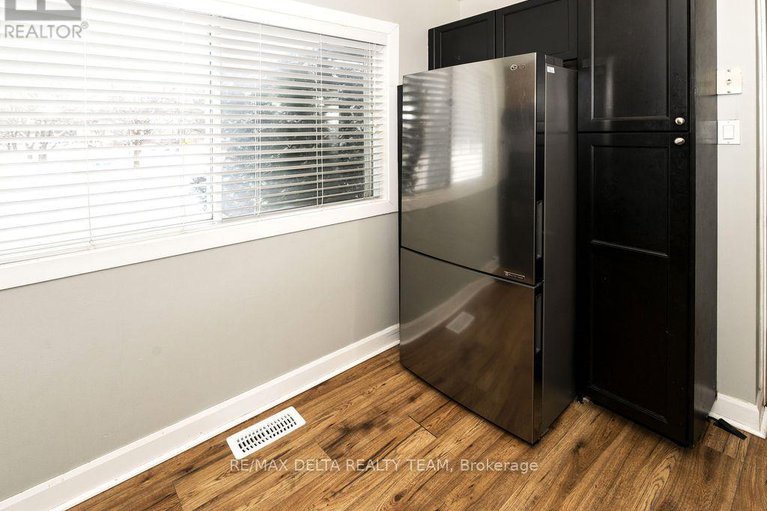 29179662/3024-fairlea-crescent/heron-gateindustrial-park/ottawa/ontario/K1V8T7_7