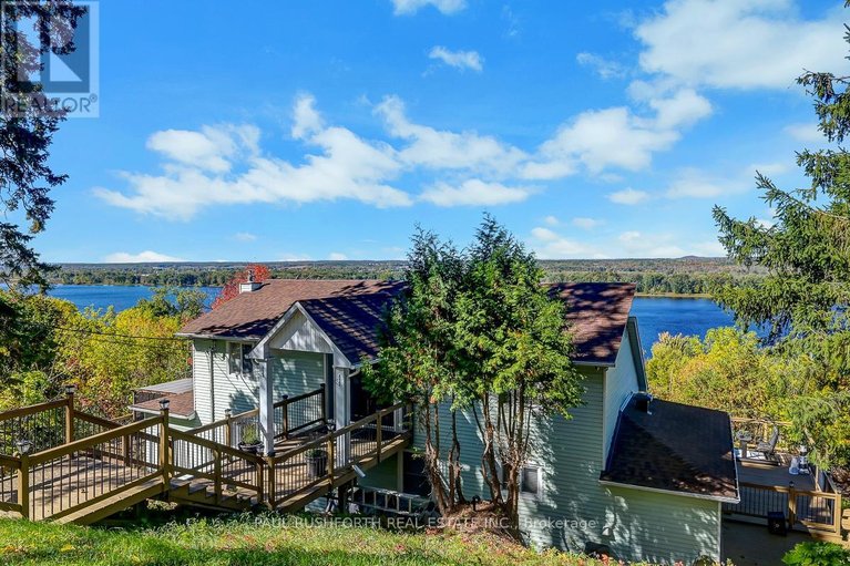 29613584/1565-lilac-lane/camelot/ottawa/ontario/K4C1C4_2