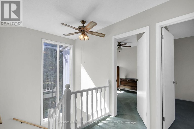 29626461/11-elvaston-avenue/craig-henrywoodvale/ottawa/ontario/K2G3T2_13