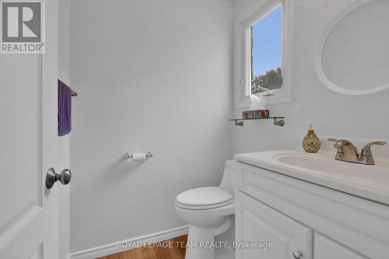 29645242/d-30-black-forest-lane/arbeatha-park/ottawa/ontario/K2H5C8_44