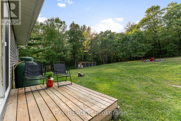 28845913/12-riopelle-road/mcnabbraeside-twps/mcnabbraeside/ontario/K0J1G0_36