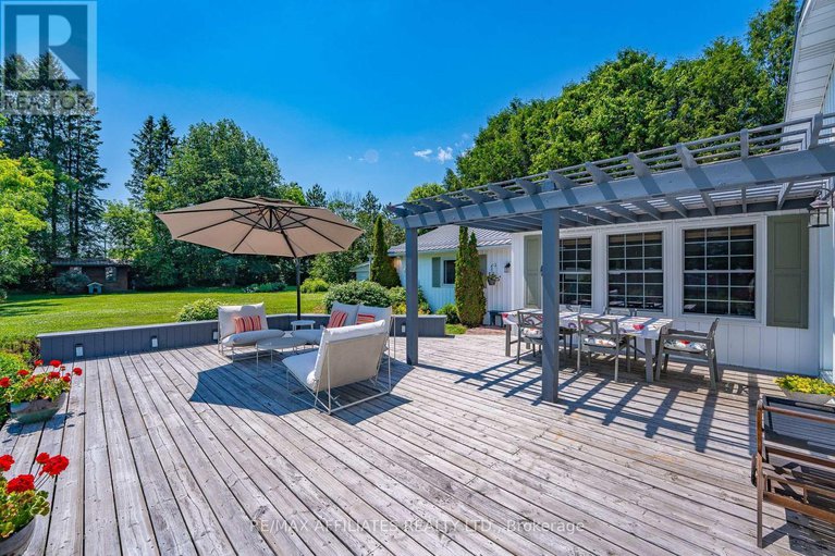 28529671/190-poole-street/mcnabbraeside-twps/mcnabbraeside/ontario/K7S1J2_35