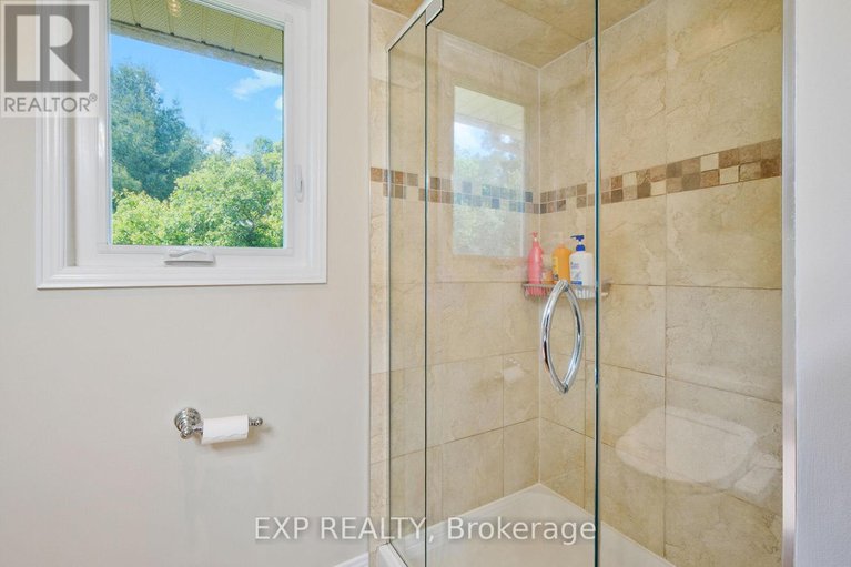 28484309/1376-macdonald-road/russell-twp/russell/ontario/K4R0K1_26