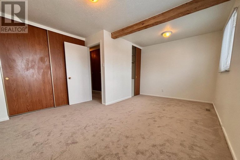 29598338/53j-sumac-street/beacon-hill-south/ottawa/ontario/K1J7T7_9