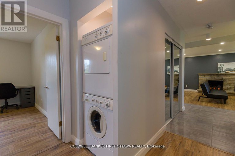 28574772/34-westwood-drive/meadowlandscrestview/ottawa/ontario/K2G2X1_39