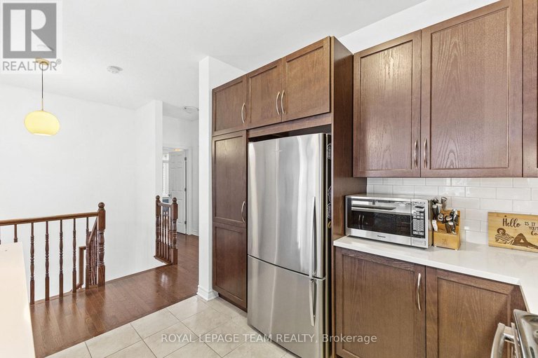 29015594/248-shinny-avenue/emerald-meadowstrailwest/ottawa/ontario/K2V0B9_9