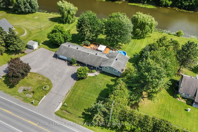 29303460/1430-notre-dame-street/russell-twp/russell/ontario/K0A1W0_2