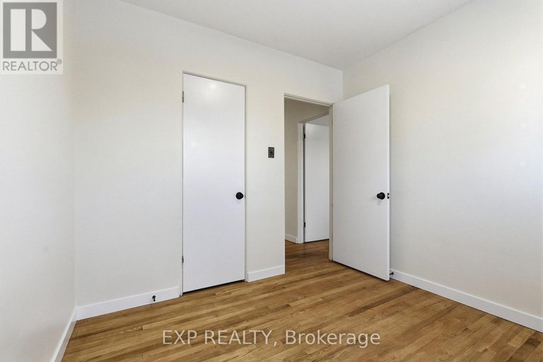 29326818/2243-miramichi-street/kenson-park/ottawa/ontario/K2C0Z1_19