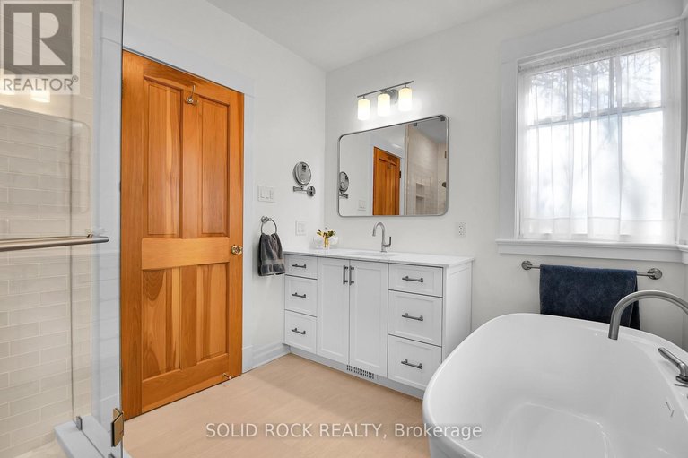 29670160/32-clarendon-avenue/ottawa-west/ottawa/ontario/K1Y0P2_26