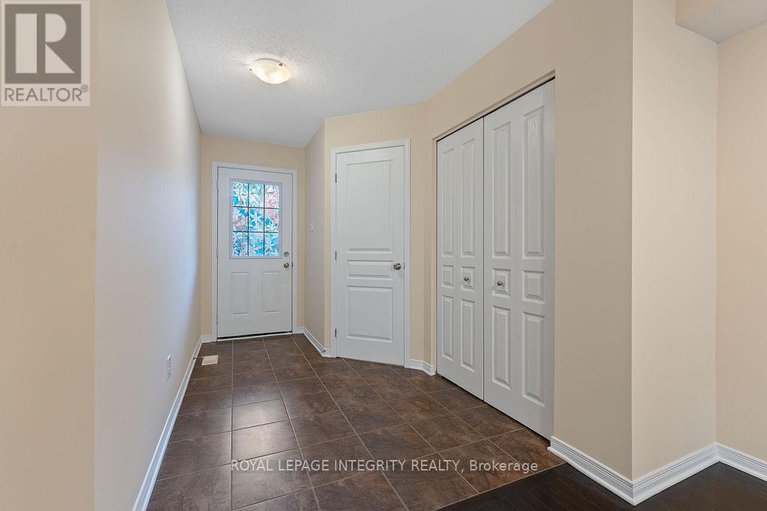 28584279/203-kingswell-street/leitrim/ottawa/ontario/K1T0L1_2