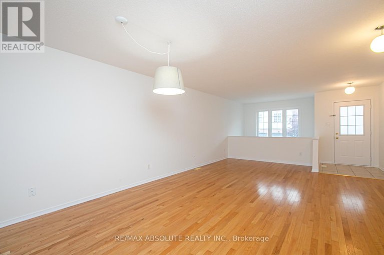 28229768/246-gershwin/westcliffe-estates/ottawa/ontario/K2H1G5_6