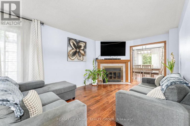 28798161/59-shearer-crescent/katimavik/ottawa/ontario/K2L3N3_3