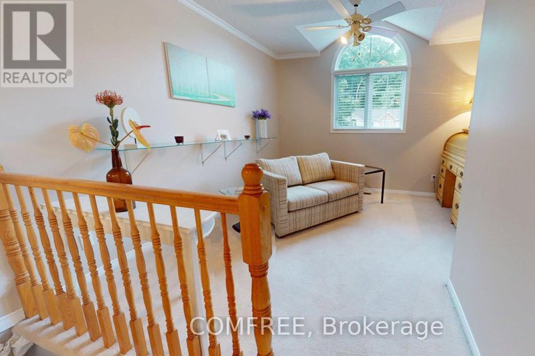 28797626/1315-silvestri-crescent/carson-grove/ottawa/ontario/K1J1E8_11