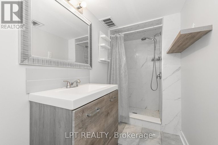 28384629/5-attwood-crescent/city-viewskylinefisher-heightsparkwood-hills/ottawa/ontario/K2E5B1_36