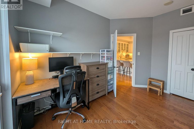 29403608/1804-70-landry-street/vanier/ottawa/ontario/K1L0A8_31