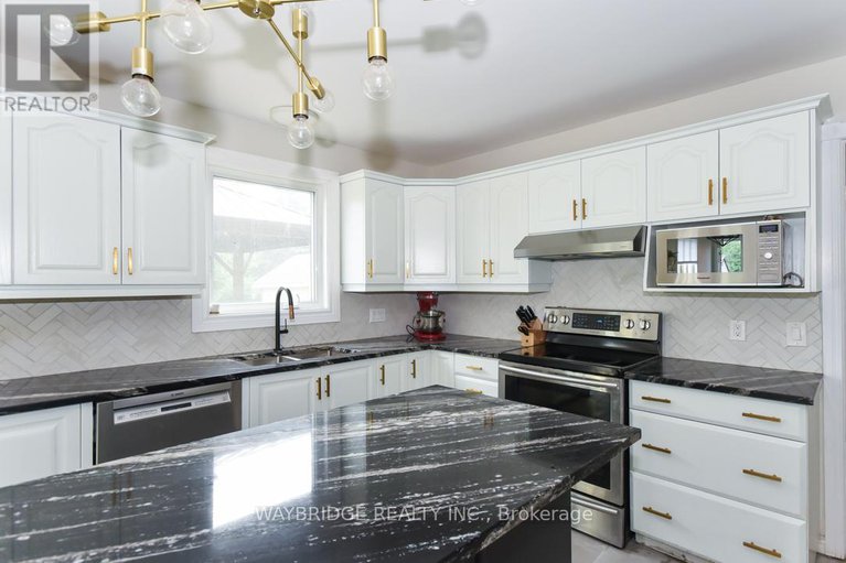 28143902/1467-spartan-grove-street-e/greely/ottawa/ontario/K4P1G1_12