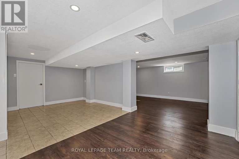 28729162/12-largo-crescent/meadowlandscrestview/ottawa/ontario/K2G3C7_28