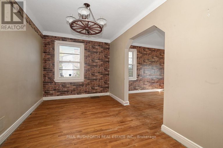 29052303/39-cote-de-neiges-road/meadowlandsst-claire-gardens/ottawa/ontario/K2G2C3_13