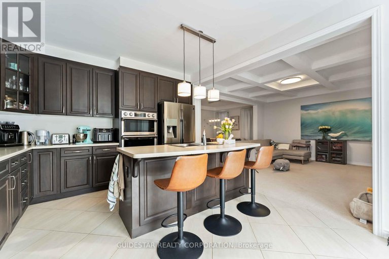 29304707/30-oxalis-crescent/emerald-meadowstrailwest/ottawa/ontario/K2V0J6_11