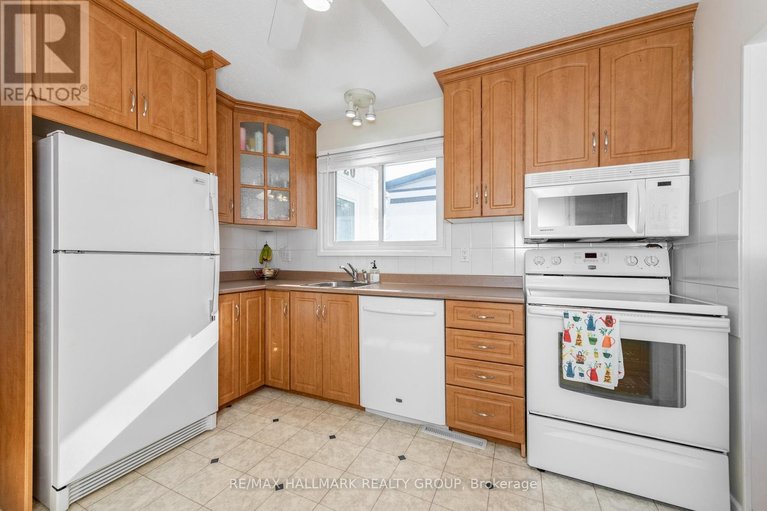 29665660/20-mulvagh-avenue/borden-farmstewart-farmcarleton-heightsparkwood-hills/ottawa/ontario/K2E6M6_13