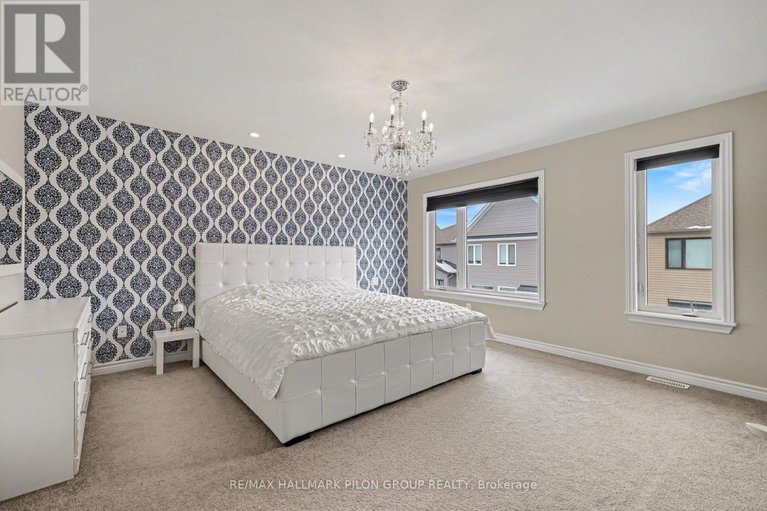 29525862/266-shinleaf-crescent/mer-bleuebradley-estatesanderson-park/ottawa/ontario/K1W0J2_13