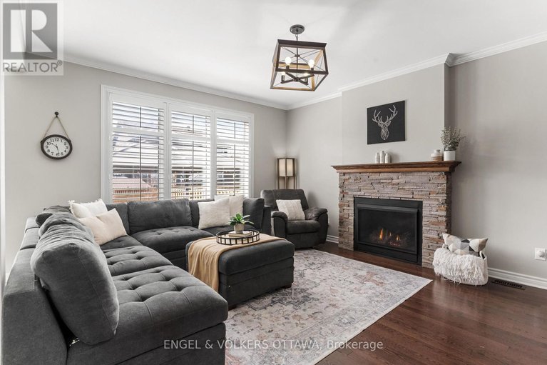 29651114/56-settlement-lane/village-of-russell/russell/ontario/K4R0A4_6