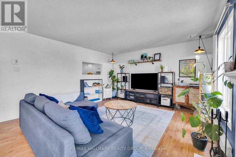 28934714/3-5-timberview-way/westcliffe-estates/ottawa/ontario/K2H9M6_14