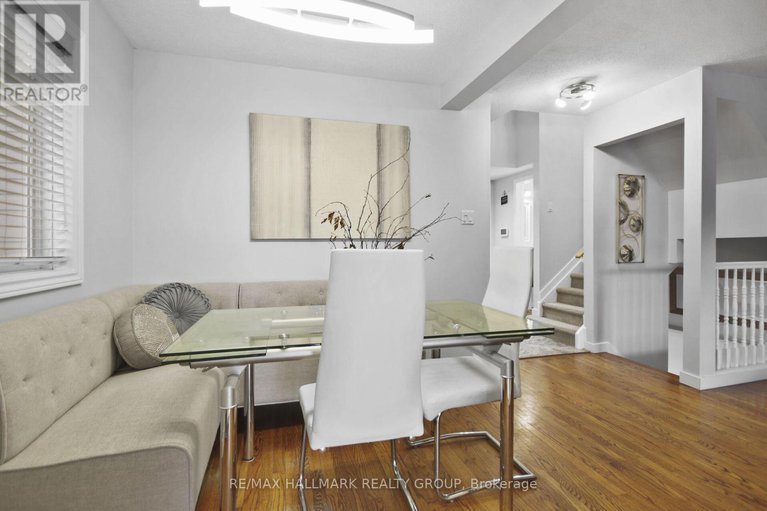 29216431/52-peacock-crescent/cedargrovefraserdale/ottawa/ontario/K2J3P7_13