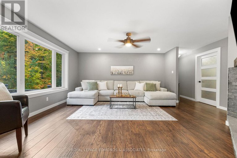 28918852/166-deerfield-drive/mcnabbraeside-twps/mcnabbraeside/ontario/K0A3L0_9